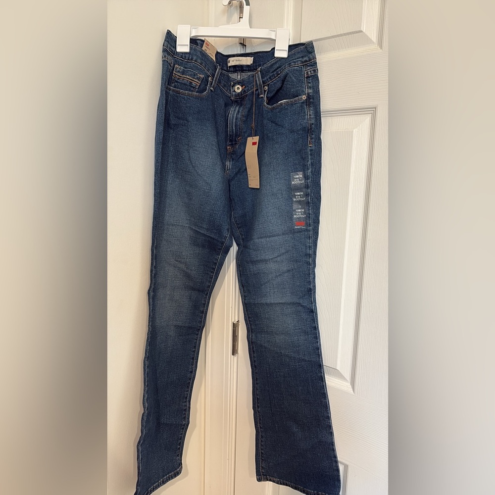 Women’s Levi’s Blue Jeans